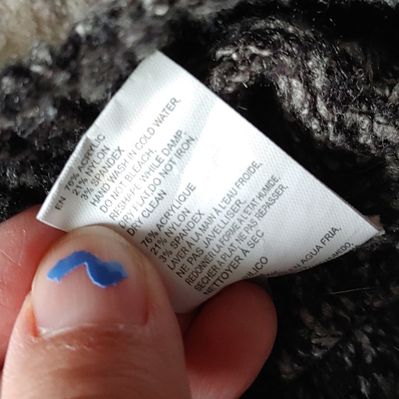 ❄️2 for 20! Kismet mock neck sweater - Picture 6 of 7